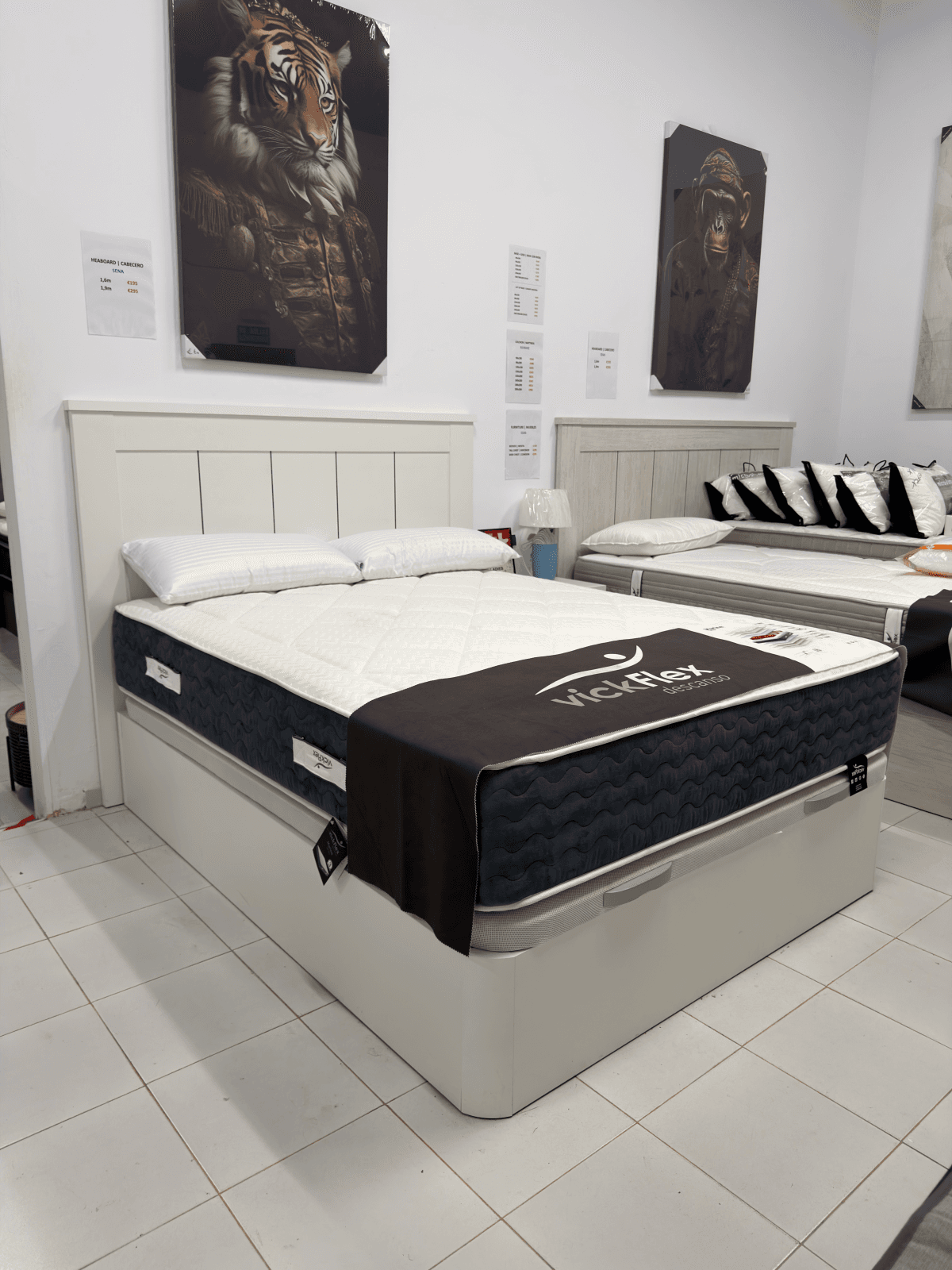 Marine mattress & White HC30 lift-up